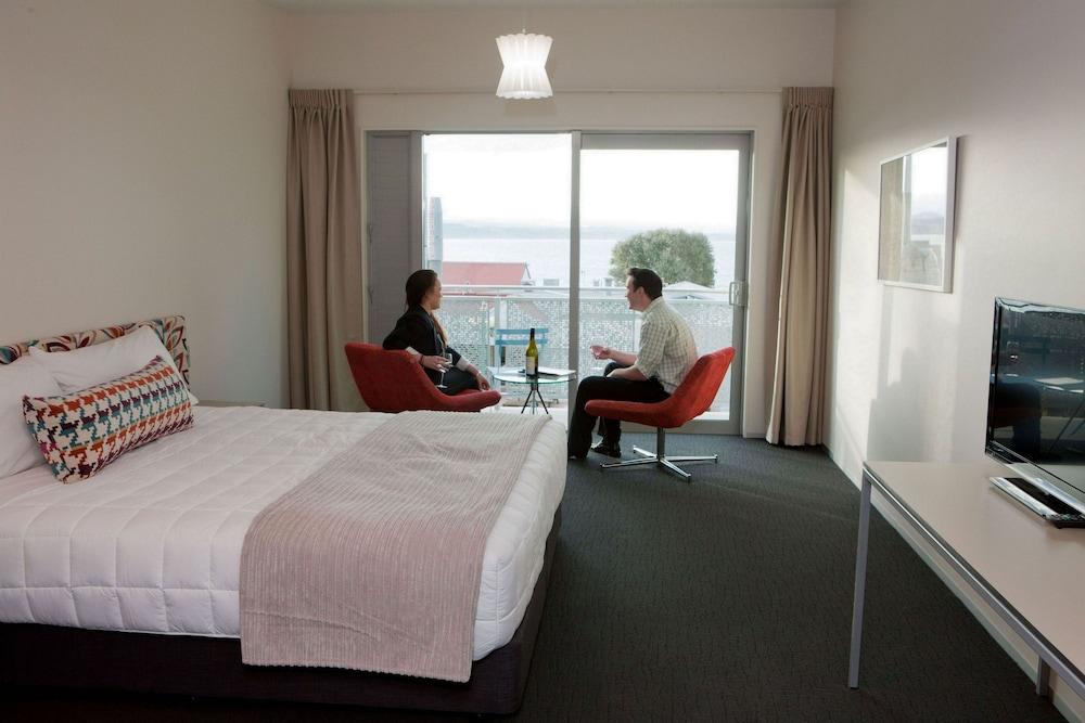 Navigate Seaside Hotel & Apartments Napier Extérieur photo