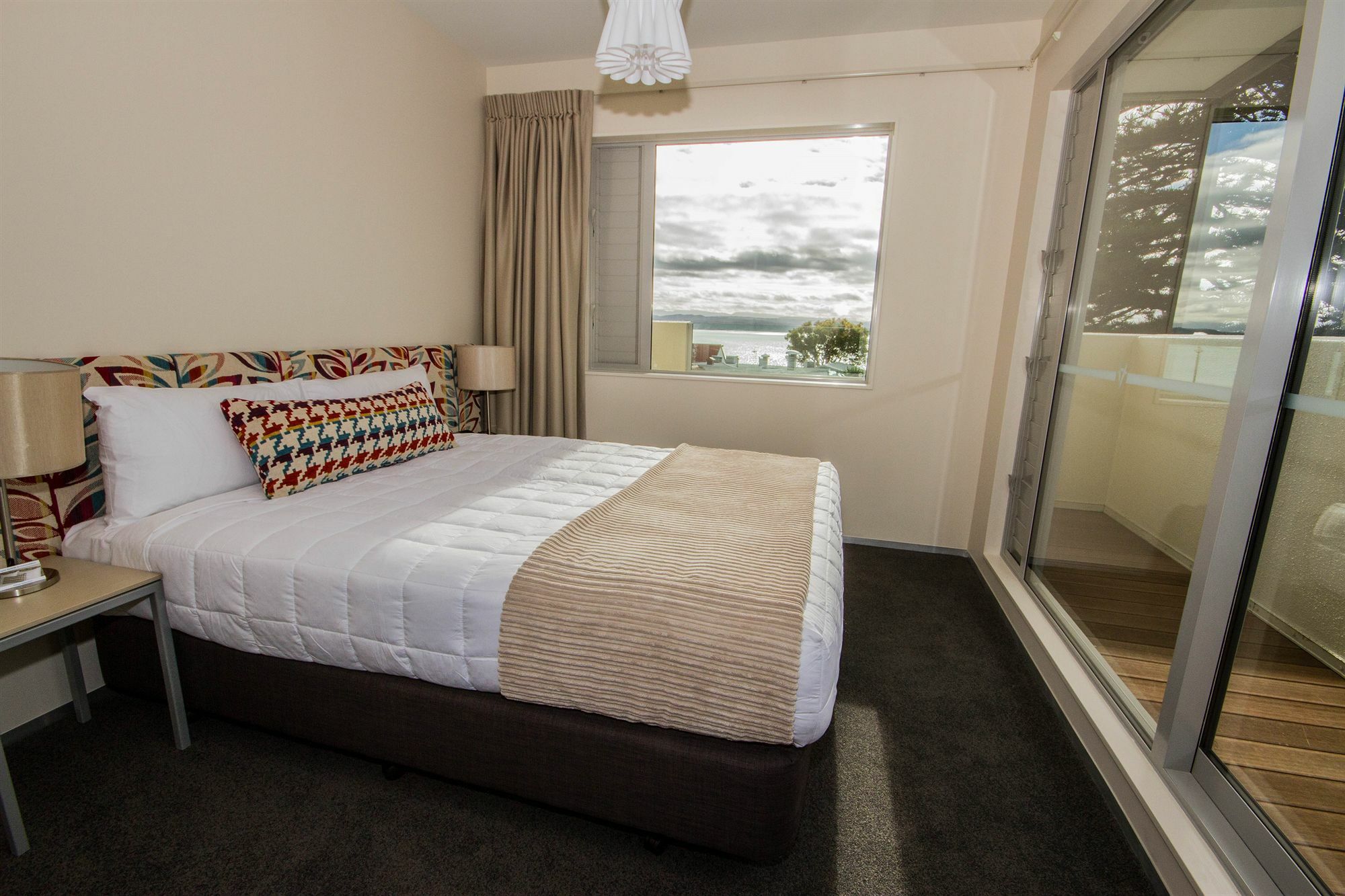 Navigate Seaside Hotel & Apartments Napier Extérieur photo